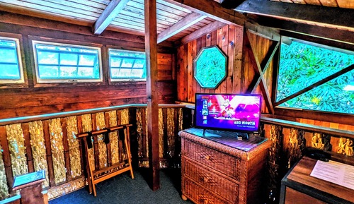 Dormitorio compartido, vistas al jardín