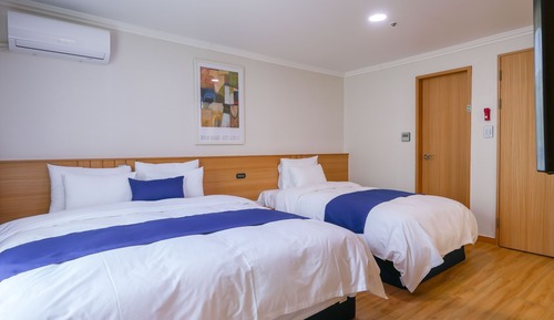 Habitación triple Deluxe, vistas a la montaña