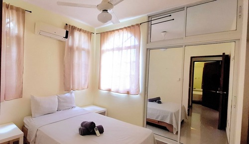 Apartamento, 2 habitaciones, fumadores, balcón