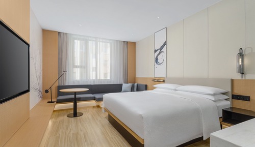 Habitación estándar, 1 cama de matrimonio grande, vistas a la ciudad