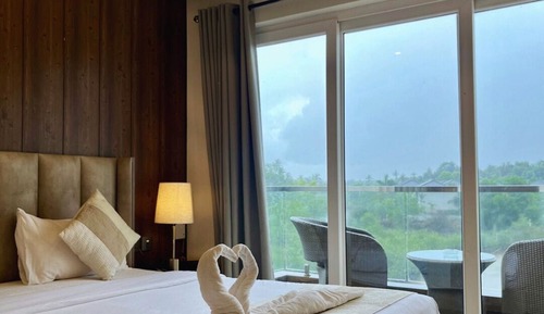 Suite de lujo, balcón, vistas al lago