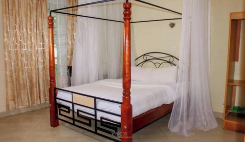Habitación individual superior, vistas al jardín
