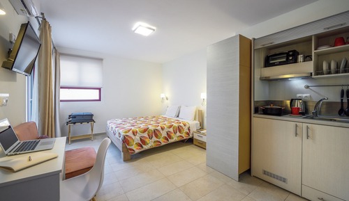 Habitación económica doble, balcón, vistas al patio