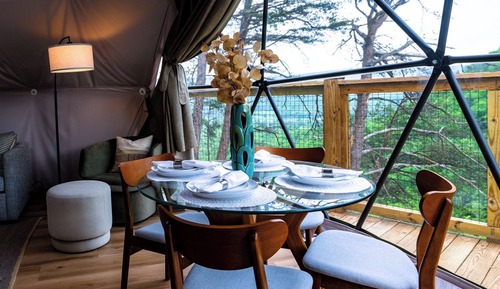 Casa de lujo en un árbol, vistas al valle