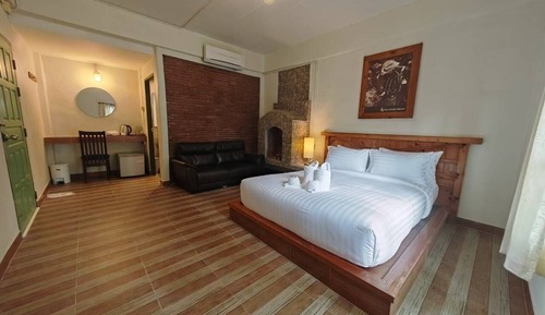 Habitación superior con 1 cama doble o 2 individuales