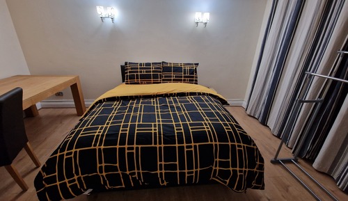Habitación estándar doble, 1 cama doble (Shared)