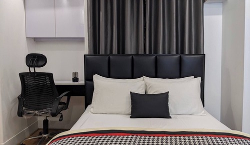Apartamento, 2 habitaciones, fumadores, balcón