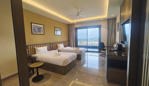 Habitación Premium con 2 camas individuales, balcón, vistas al jardín