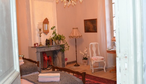 Habitación clásica con 1 cama doble o 2 individuales, vistas al jardín