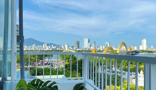 Estudio Deluxe, balcón, vistas al río