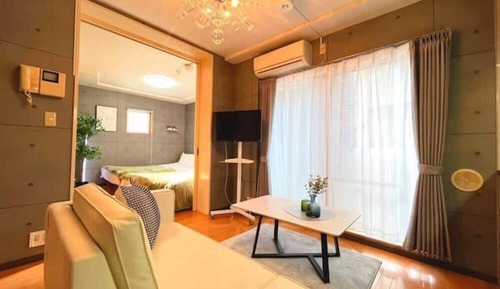 Apartamento básico, vistas a la ciudad