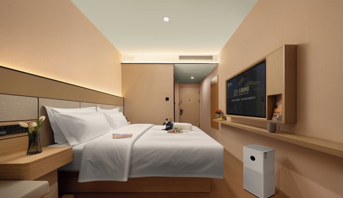 Habitación Confort doble, baño privado, vistas a la ciudad