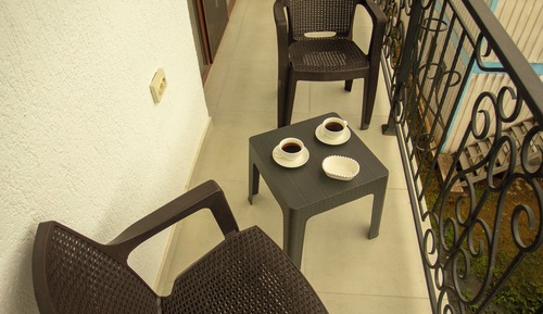 Habitación, balcón