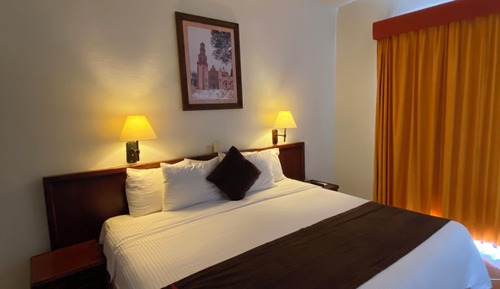Habitación estándar, 1 cama de matrimonio grande, no fumadores, vistas a la ciudad
