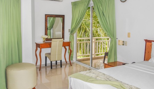 Habitación, balcón