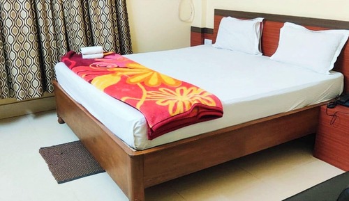 Habitación Deluxe doble, varias camas, Aire acondicionado