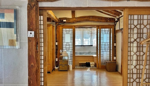 Casa Deluxe, cocina, vistas al jardín