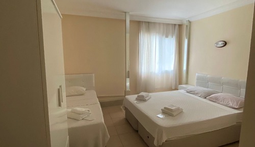 Habitación triple básica