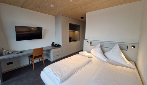 Habitación básica doble, balcón