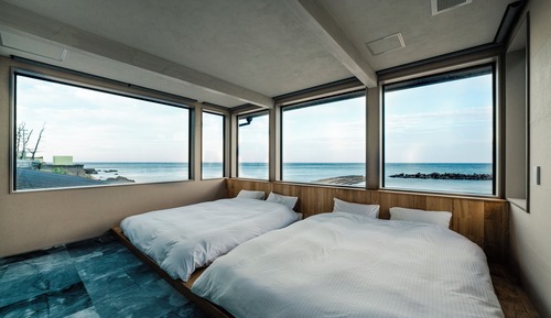 Villa superior, balcón, vistas al mar