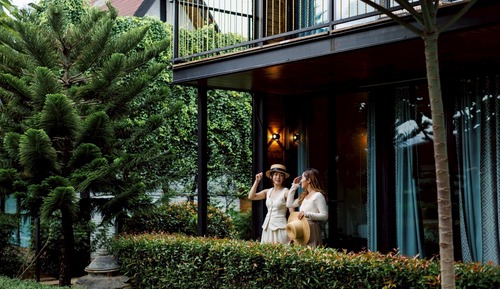 Villa familiar, balcón, vistas al jardín