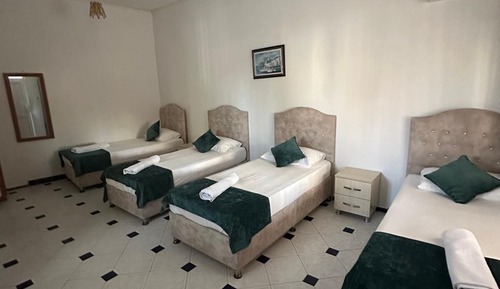 Habitación cuádruple económica