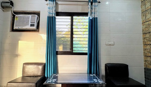 Habitación básica doble, vistas al patio