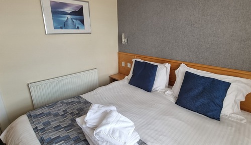 05 Pennystone Suite 4-Star, 1 Bedroom, Sea View, Beachfront (plus 1 free baby)