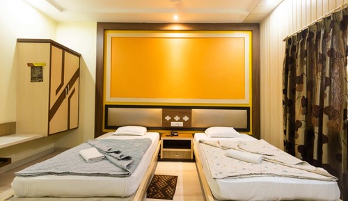 Habitación clásica con 1 cama doble o 2 individuales