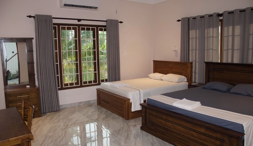 Habitación familiar, vistas al jardín