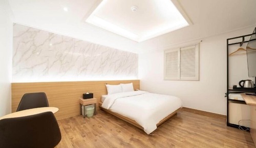 Habitación doble, vistas a la ciudad