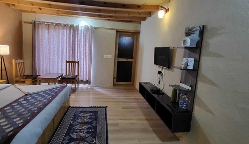 Habitación Deluxe con 1 cama doble o 2 individuales, vistas al lago