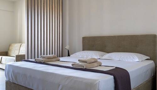 Standard Double Room, Balcony, City View