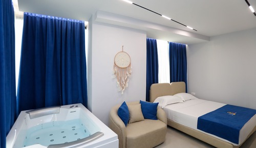 Habitación Confort doble, balcón, vistas a la playa