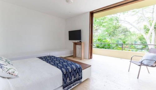 Apartamento, vistas al jardín