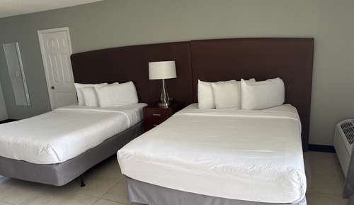 Habitación Deluxe doble, 2 camas de matrimonio