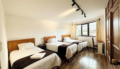 Apartamento estándar, varias camas, vistas al jardín