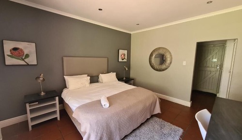 Habitación básica doble, 1 cama doble, Aire acondicionado, vistas a la montaña