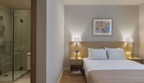 Habitación Deluxe con 1 cama doble o 2 individuales, vistas al puerto