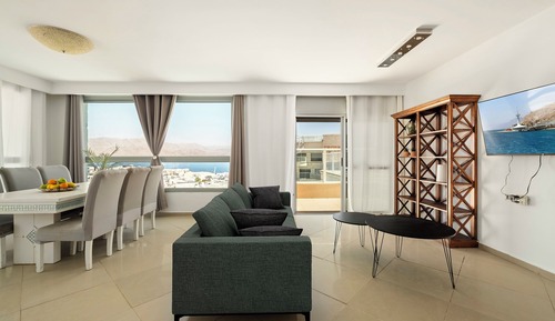 Apartamento, vistas al mar