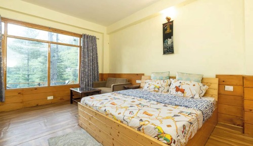Habitación superior, vistas a la montaña
