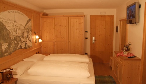 Habitación con 1 cama doble o 2 individuales