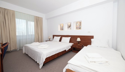Habitación triple Deluxe, vistas a la ciudad