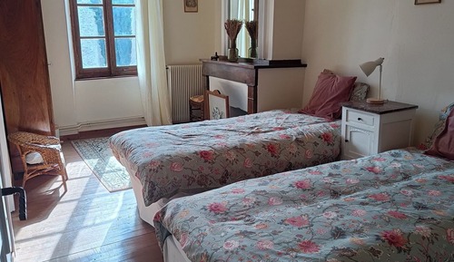 Suite familiar, vistas al patio