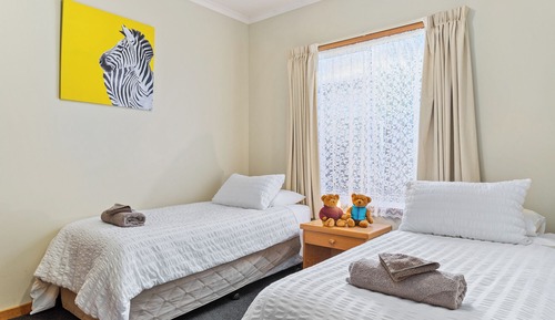 Apartamento familiar, 2 habitaciones, vistas al jardín