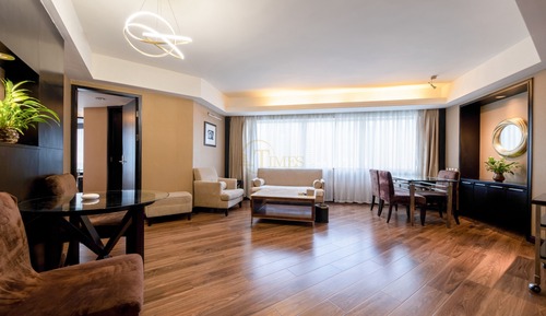 Apartamento familiar, balcón, vistas a la ciudad