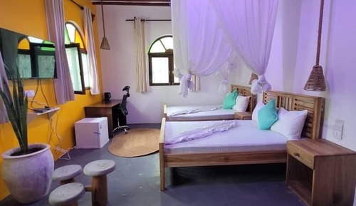 Habitación Deluxe con 2 camas individuales, vistas a la piscina