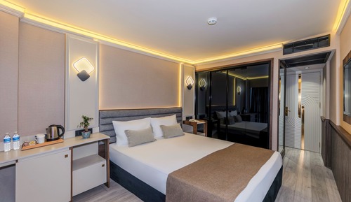 Suite estudio Deluxe, 1 cama doble, vistas a la ciudad