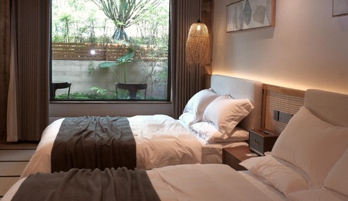 Habitación de lujo con 2 camas individuales, vistas a la colina