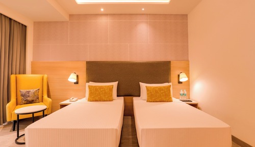 Habitación básica con 1 cama doble o 2 individuales (Superior Twin Room)